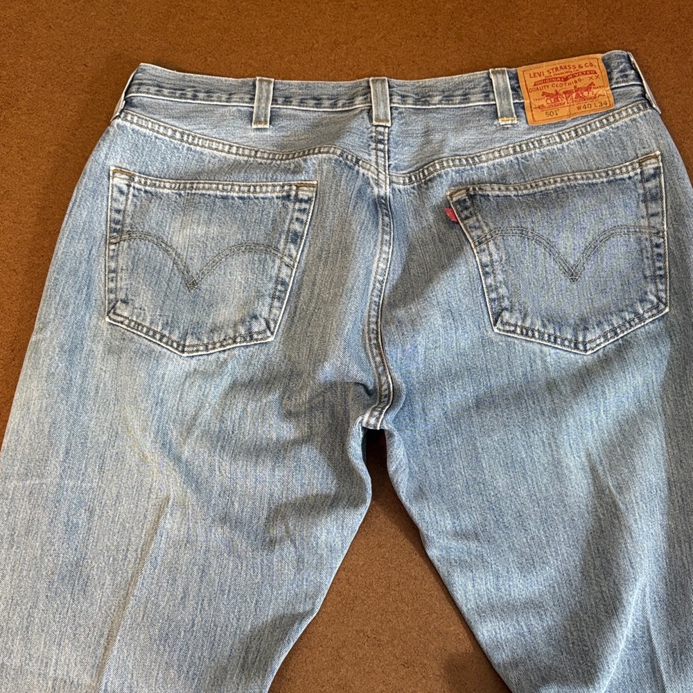 VTG Y2K Levi's 501 Men's Straight Jeans in Medium Blue 40x34